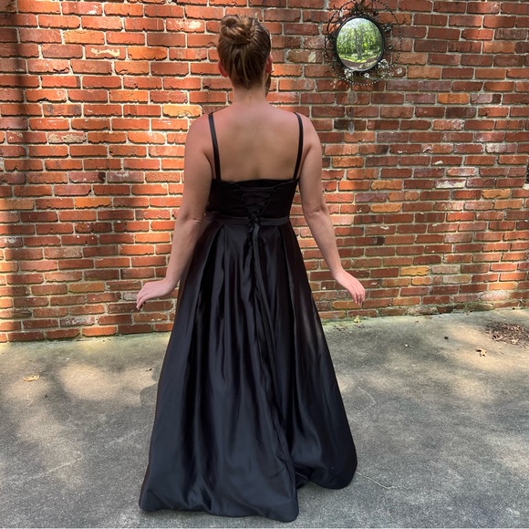 Custom Made Gothic Ballgown Alternative Wedding Dress - Lace Up Corset & Slit - Picture 11 of 17